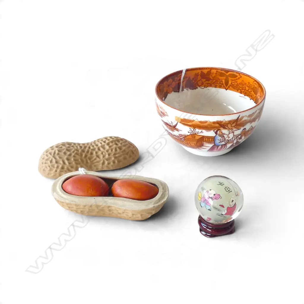 CHINESE PORCELAIN BOWL, CERAMIC PEANUT SHELL w 2 peanuts inside & SML GLASS BALL on stand Image 1++
