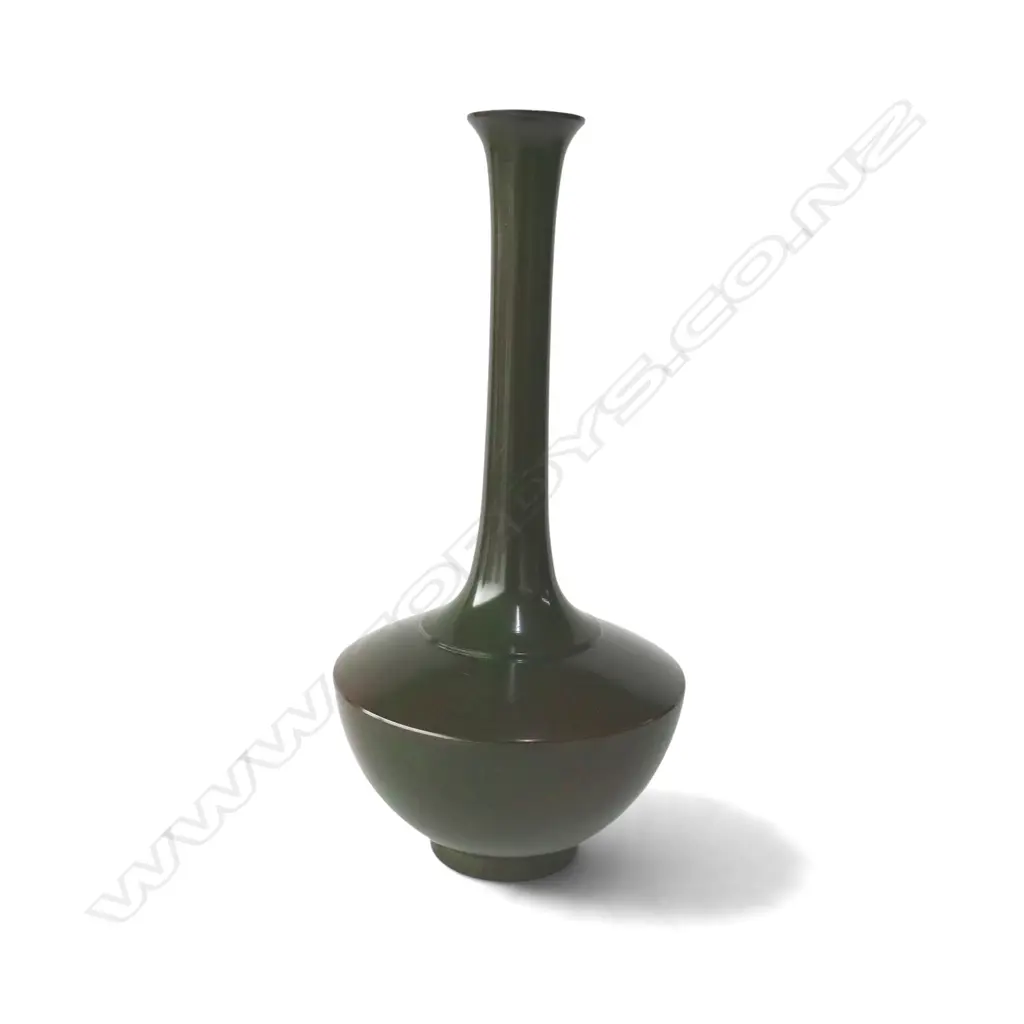 MID CENTURY JAPANESE BRONZE VASE green/brown patina, H.250mm Image 1++