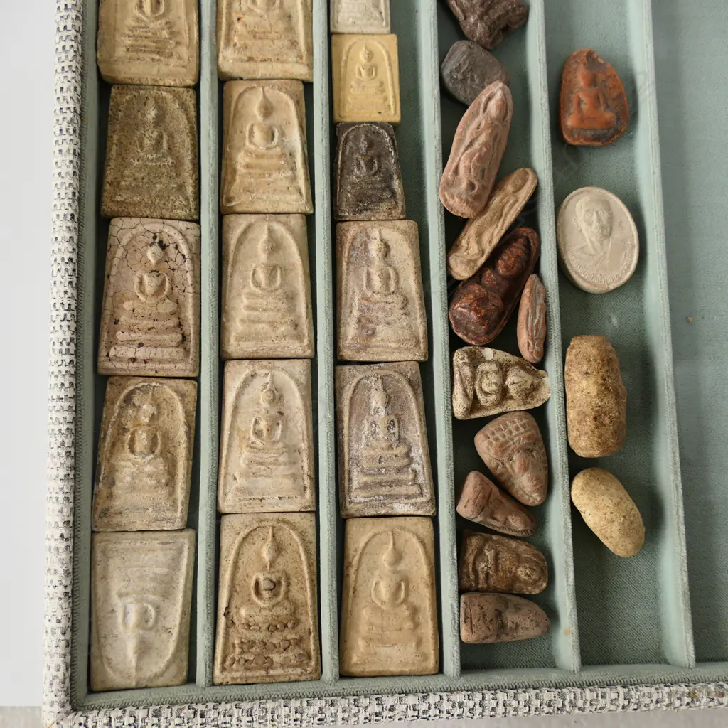 COLLECTION OF SMALL BUDDHIST PLAQUES + 1 CAMEO  Image 1++
