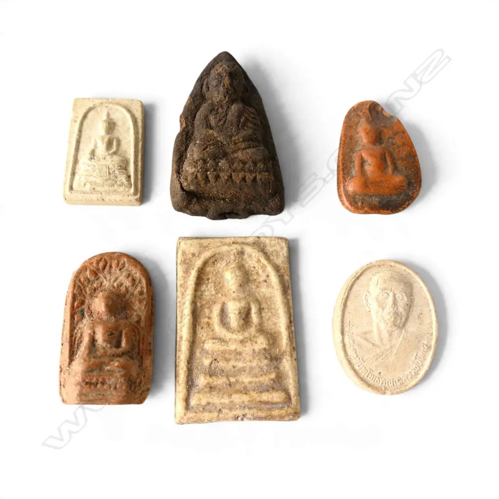 COLLECTION OF SMALL BUDDHIST PLAQUES + 1 CAMEO  Image 1++