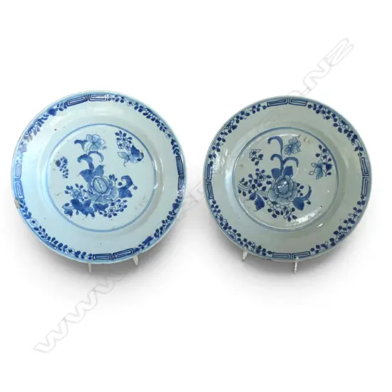 2 ANTIQUE ORIENTAL B/W FLORAL DECORATED PORCELAIN PLATES faults Dia.235mm