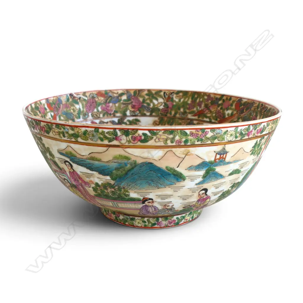FAMILLE ROSE BOWL H.145mm, 315mm dia Image 1++