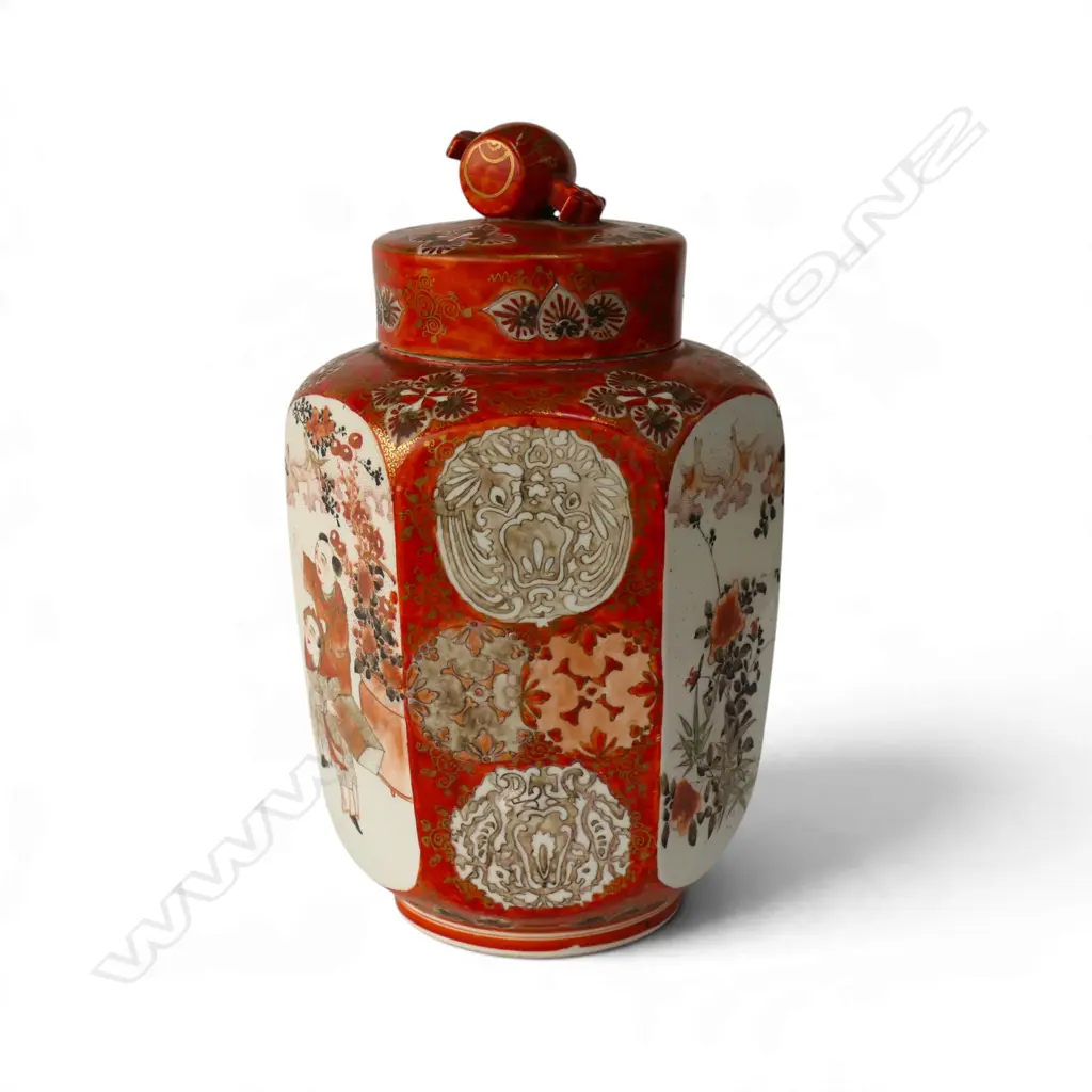 JAPANESE MEIJI PERIOD LIDDED & FACETED JAR H.260mm Image 1++