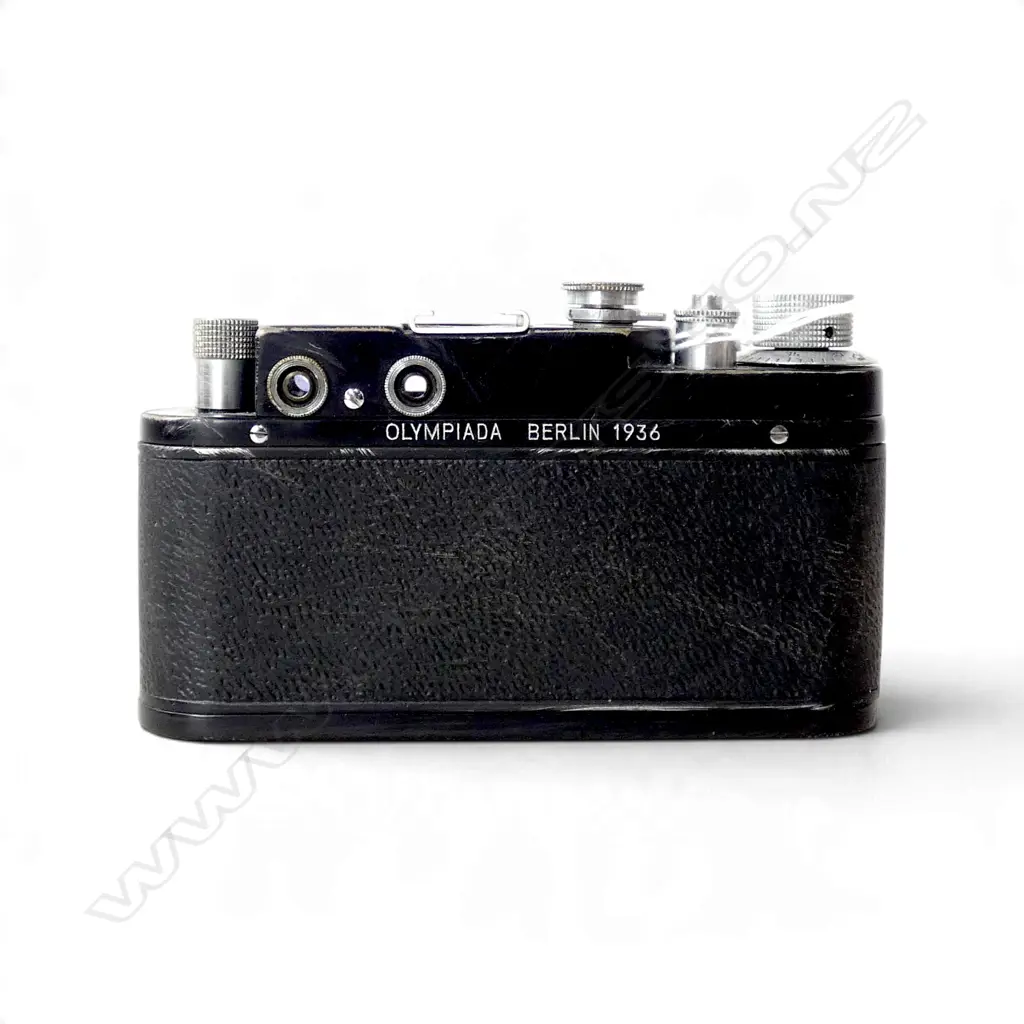 ZORKI (Leica copy) Zorki cameras are Soviet-made 35mm rangefinder cameras produced by the KMZ factory.... Image 1++