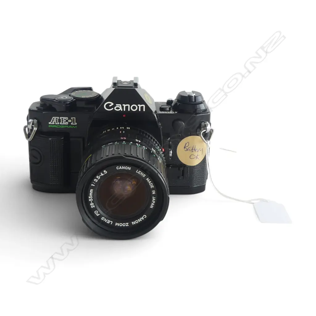 CANON AE-1 CAMERA program 35/70 ZOOM LENS battery OK Image 1++