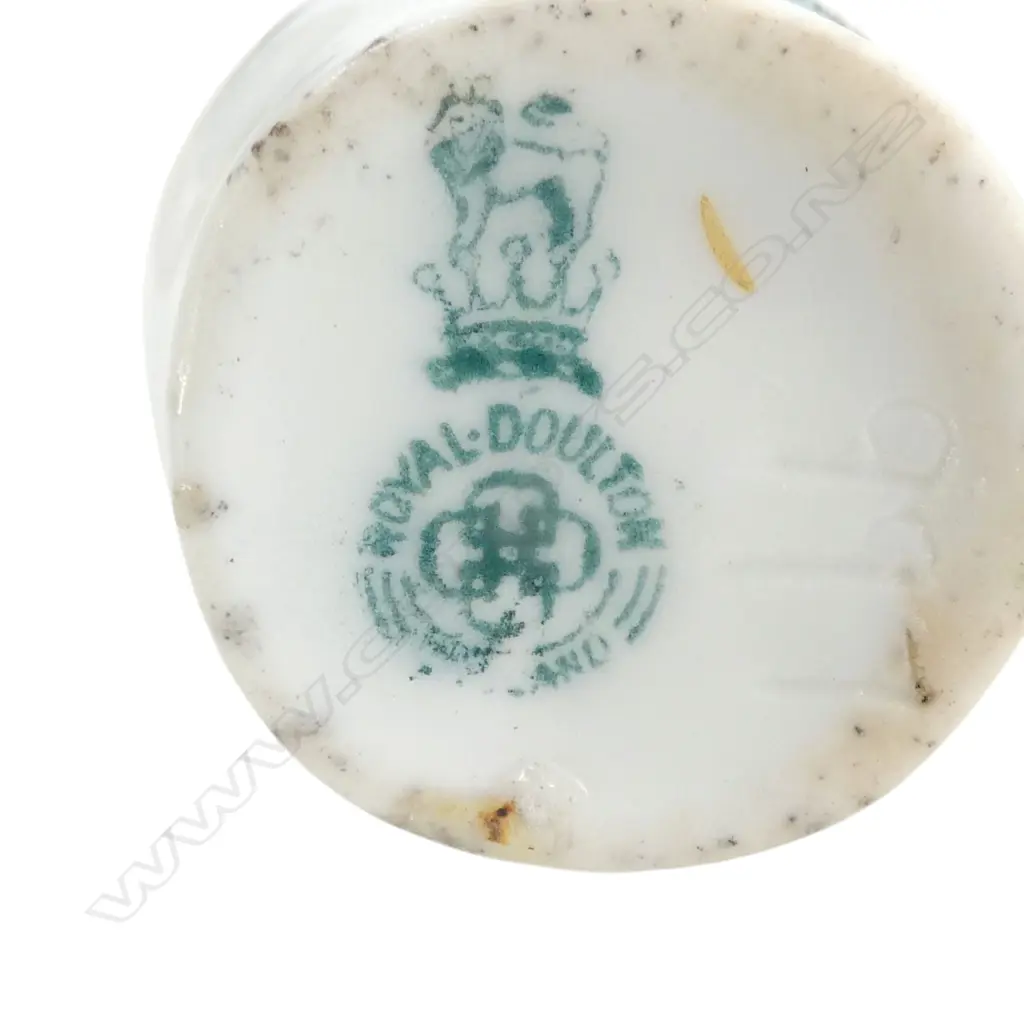 3 ROYAL DOULTON CHRISTMAS MINIATURES, H.50mm Image 1++
