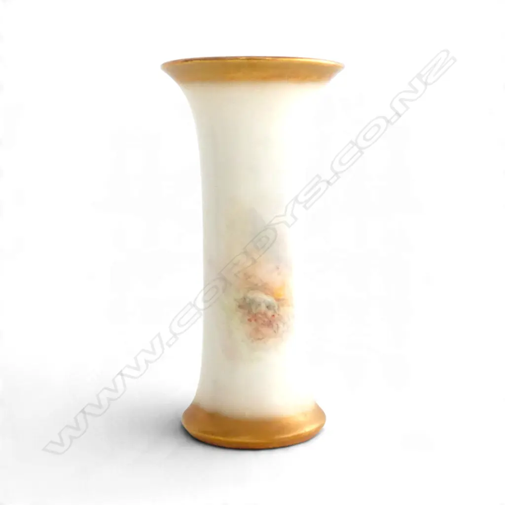 MINIATURE ROYAL WORCESTER HIGHLAND CATTLE VASE SIGNED HARRY STINTON H.115mm Image 1++