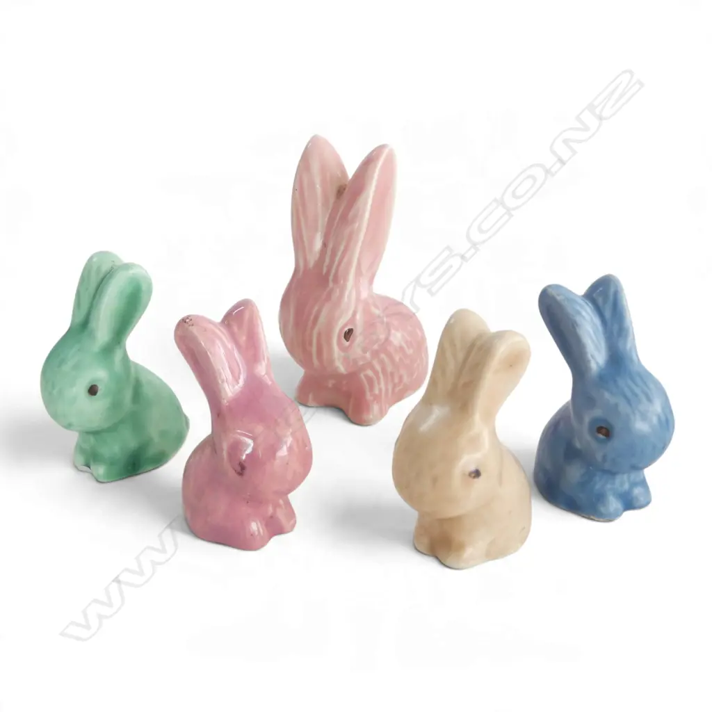 5 SYLVAC RABBIT MINIATURES, 4xH.45, 1x65mm Image 1++
