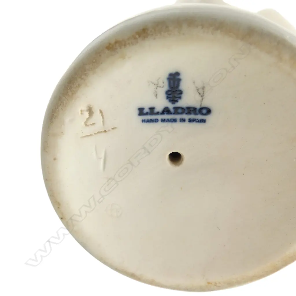 3 LLADRO FIGURINES one foot needs repair H.260mm Image 1++
