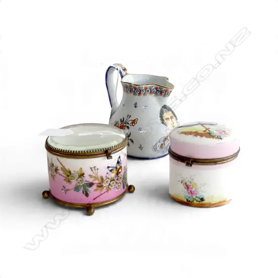 2 19thC FRENCH HANDPAINTED PORCELAN TRINKET BOXES, H.70mm & EARLY FAIENCE PORTRAIT JUG