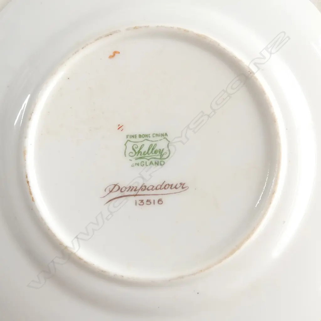 ASST. SHELLEY FLORAL TEA CHINA + 2 FIGURINES faults H.200mm Image 1++