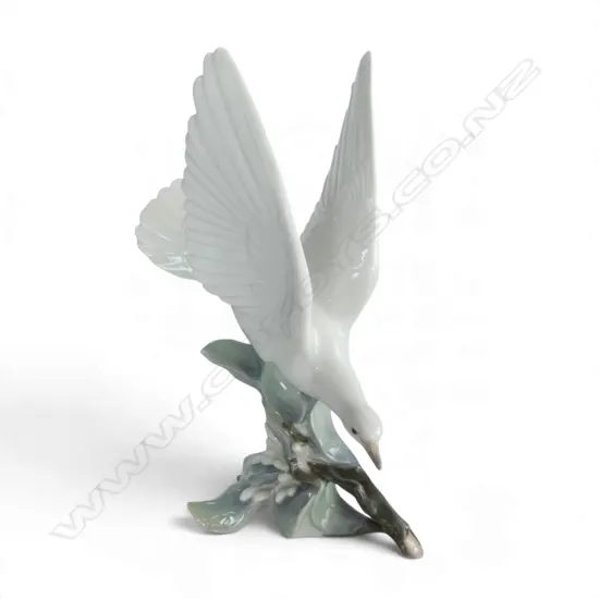 LLADRO DOVE H.285mm
