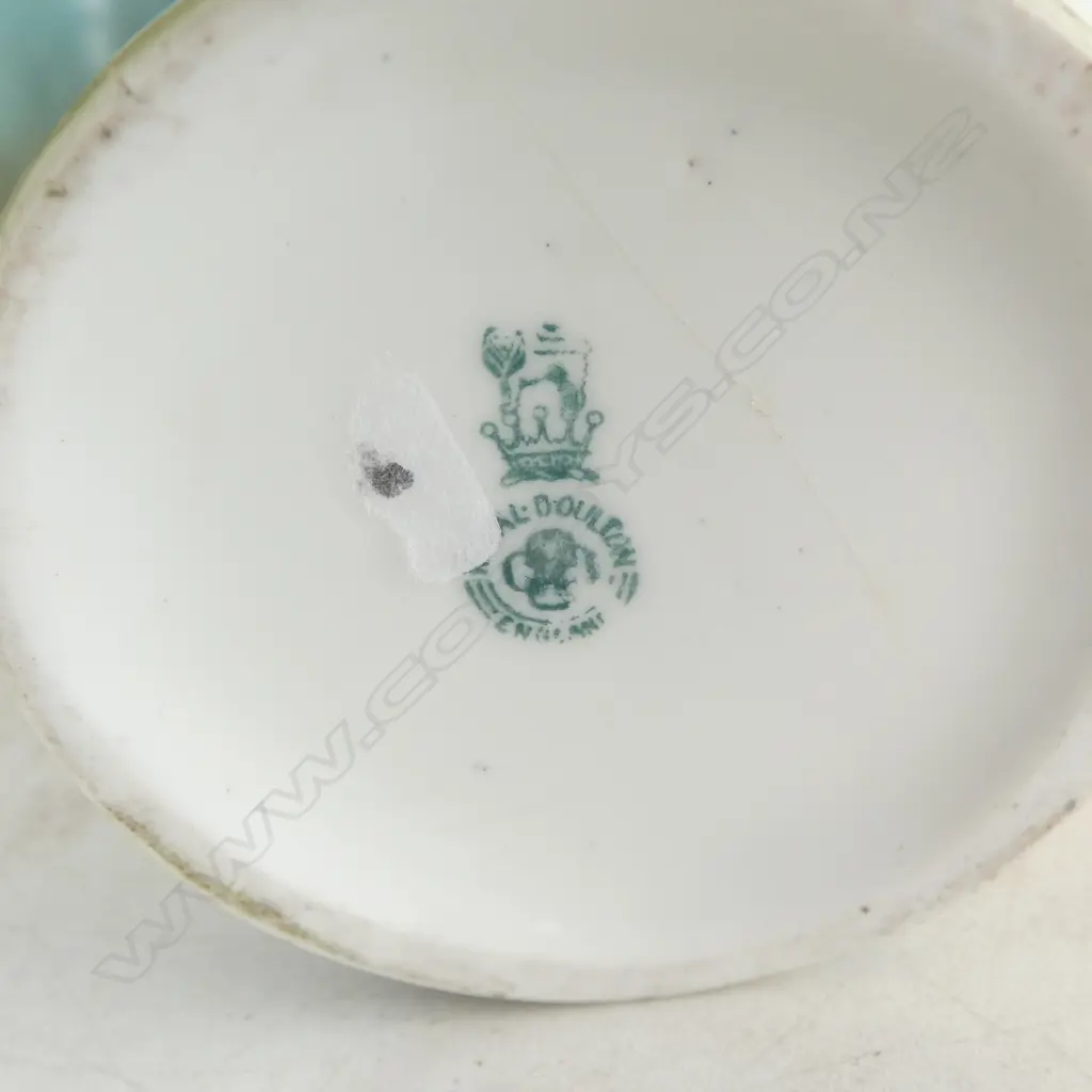 ROYAL DOULTON COACHING DAYS BLUE SKY VASE, RARE COLOURWAY 1905-1906, H.140mm Image 1++