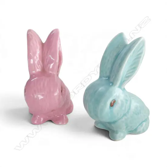 2 SYLVAC RABBITS #1067, RARE GLOSS PINK & PALE BLUE, H.100mm