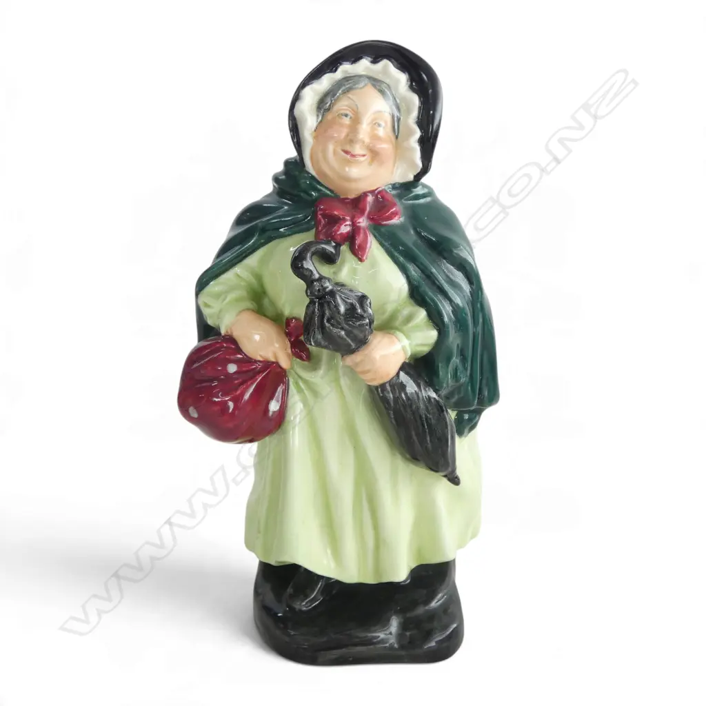 ROYAL DOULTON DICKEN'S WARE 'SAIREY GAMP' FIGURINE, H.190mm Image 1++