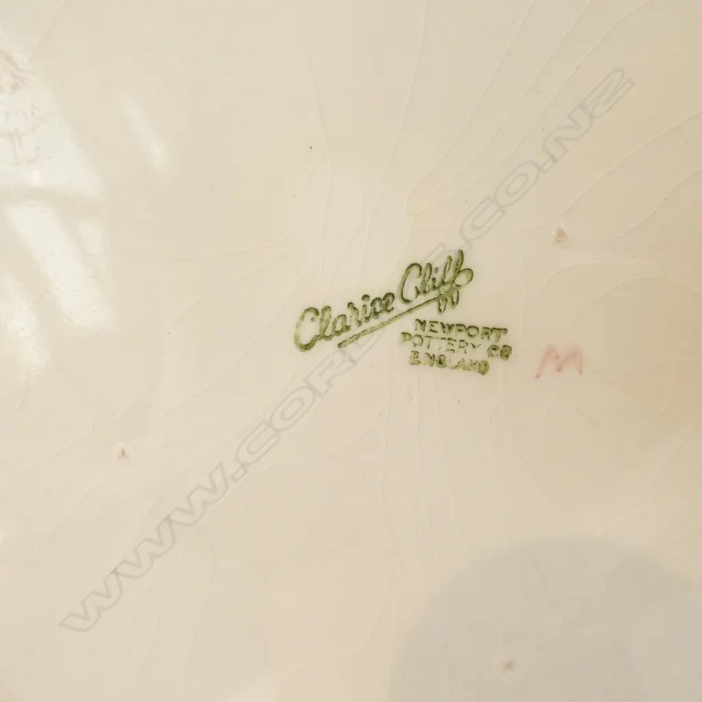 CLARICE CLIFF LILY VASE W.225mm, SPODE VASE H.155mm Image 1++