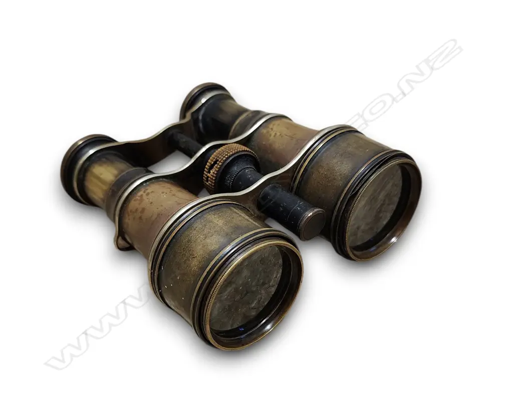 ANTIQUE BRASS THEATER BINOCULARS Image 1++
