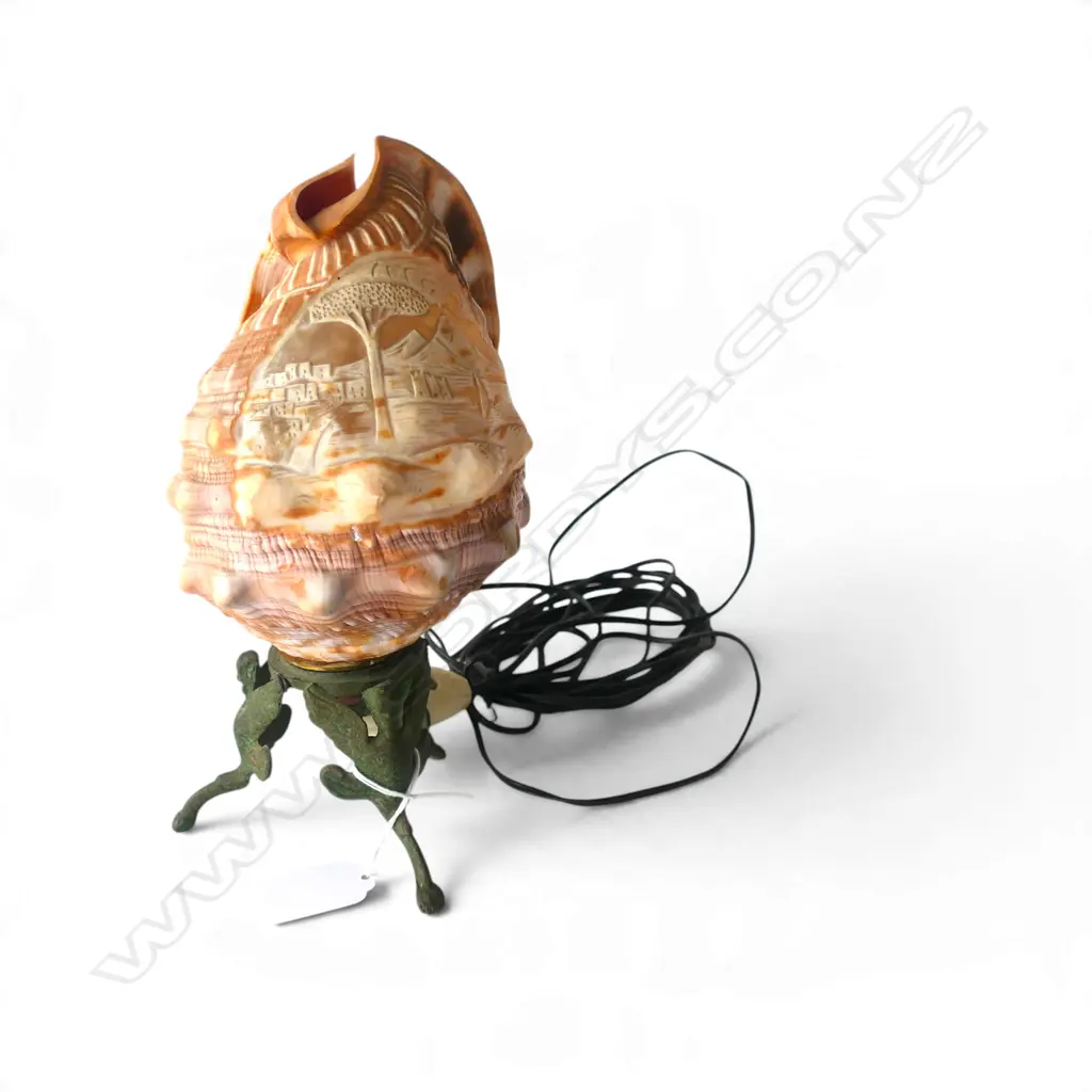 ITALIAN CAMEO SHELL LAMP H.225mm Image 1++