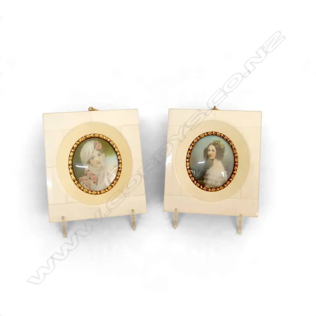 2 VINTAGE PAINTED MINIATURES IN IVORY FRAMES  Image 1++