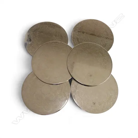 SET OF 6 VINTAGE SILVER PLATED PLACEMATS, D.200mm