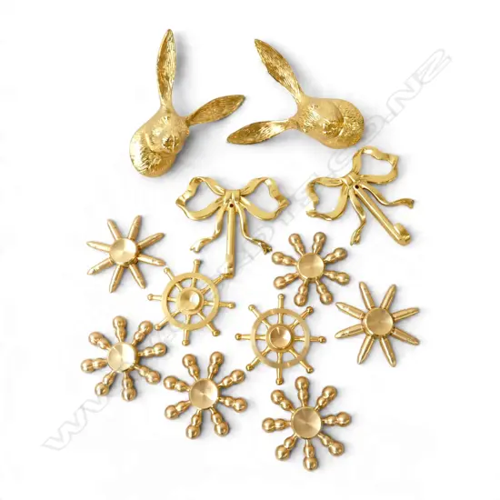 8 BRASS SPINNERS 65mm dia, 4 HOOKS (2 BUNNY RABBITS, 2 BOW)