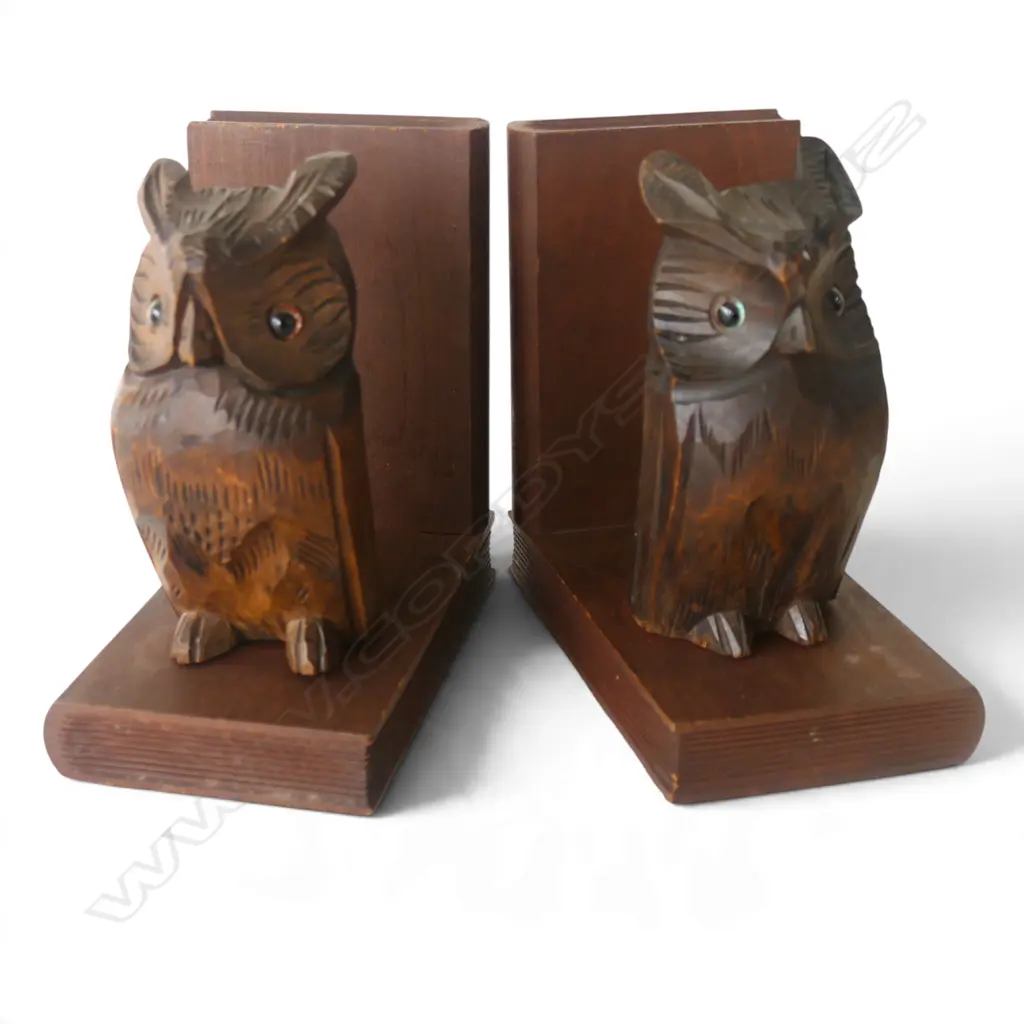 2 CARVED OWL BOOK ENDS H.150mm Image 1++