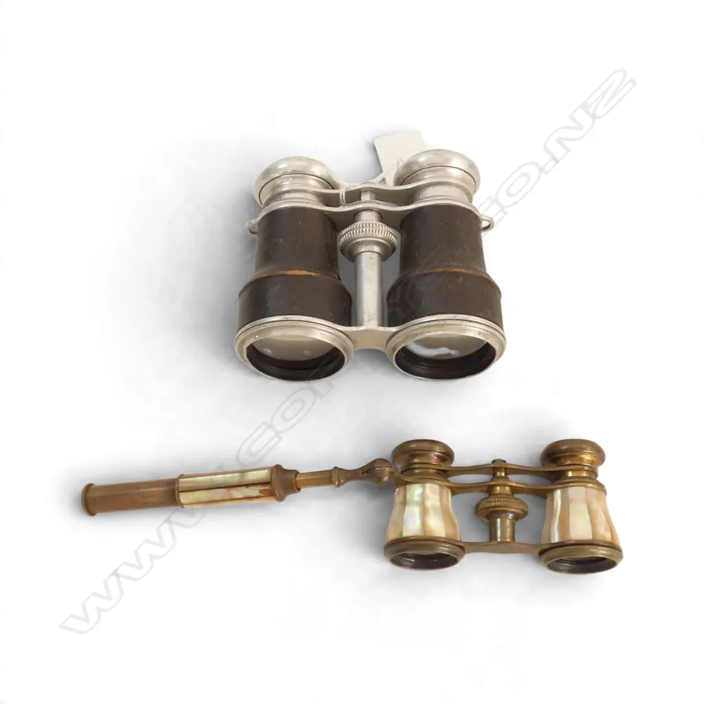 PR VINTAGE MOP OPERA GLASSES + PR BINOCULARS  Image 1++