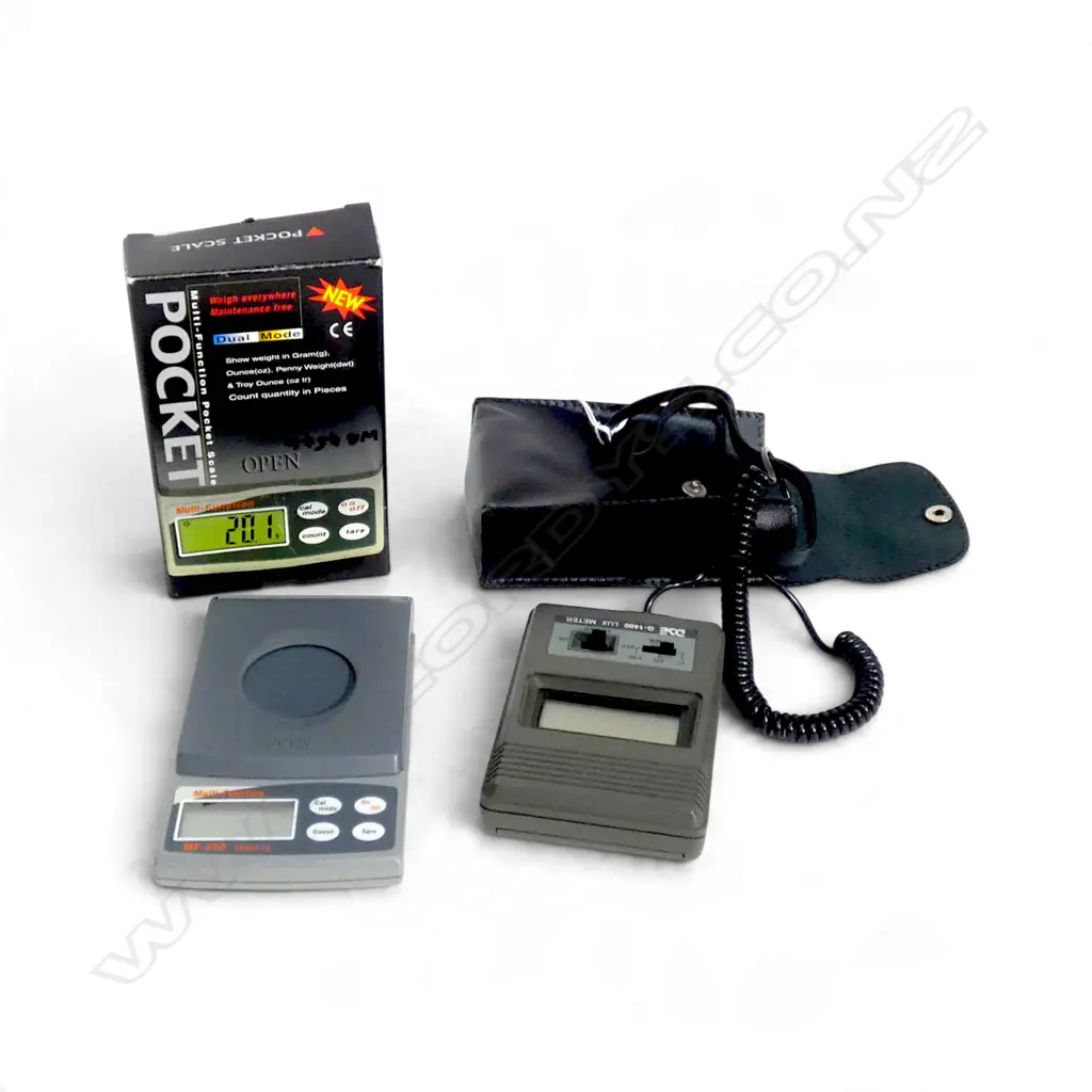 DIGITAL SCALES, LUX METER Image 1++