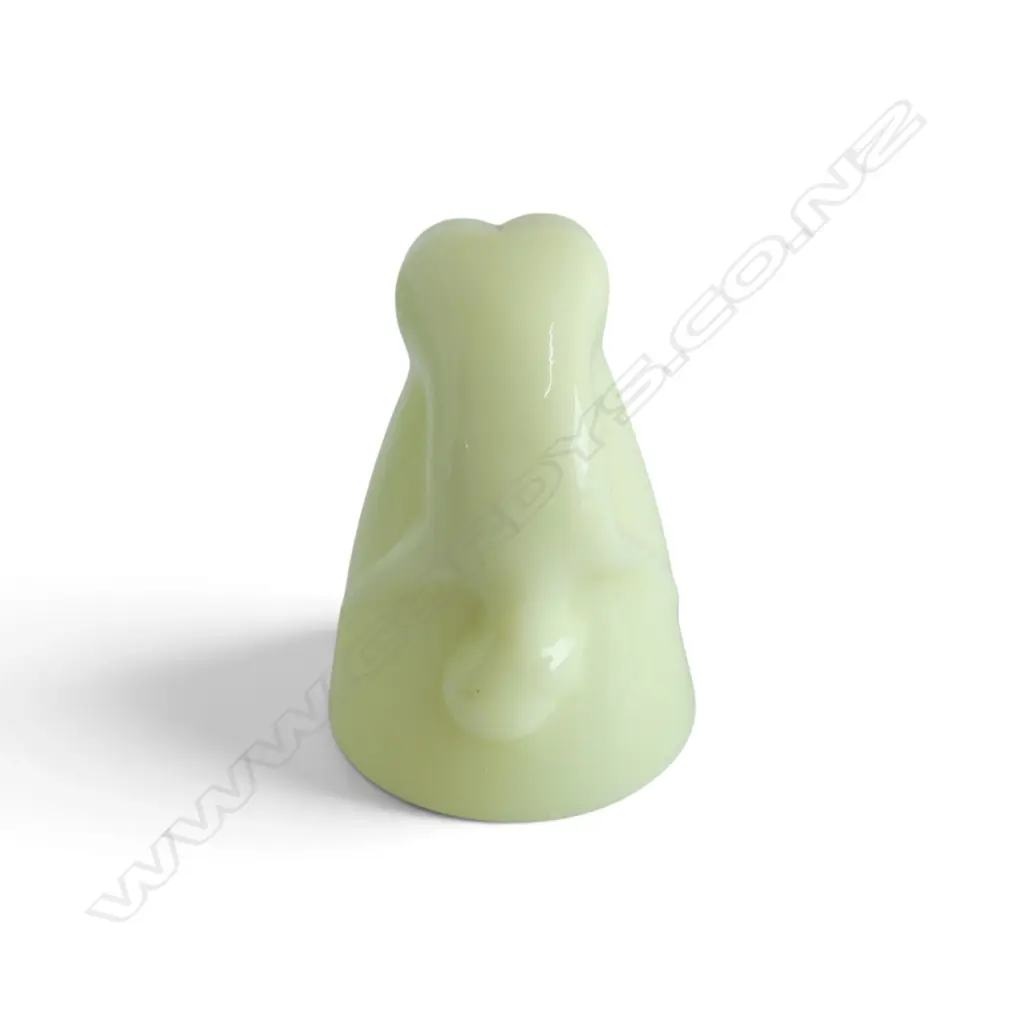 GREEN GLASS KNOT ORNAMENT + MCKEE URANIUM SHOT GLASS H.150mm Image 1++