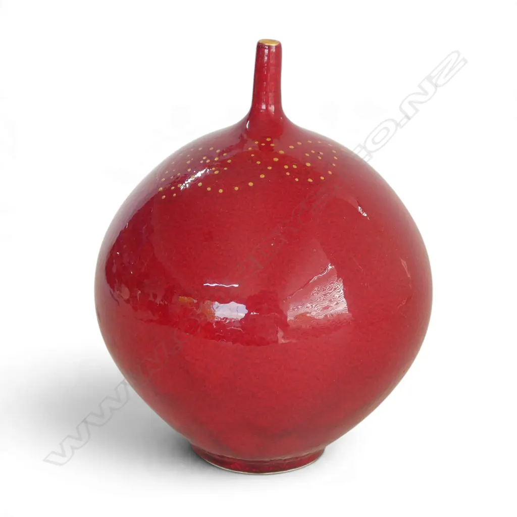 KEUM SUN LEE GLOSS RED VASE, H.190mm Image 1++