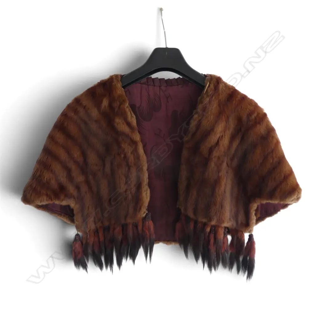 FUR STOLE Image 1++