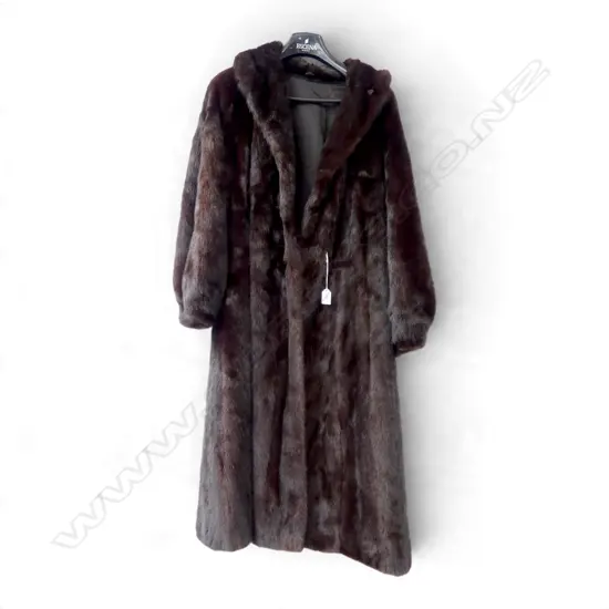 MINK FUR COAT