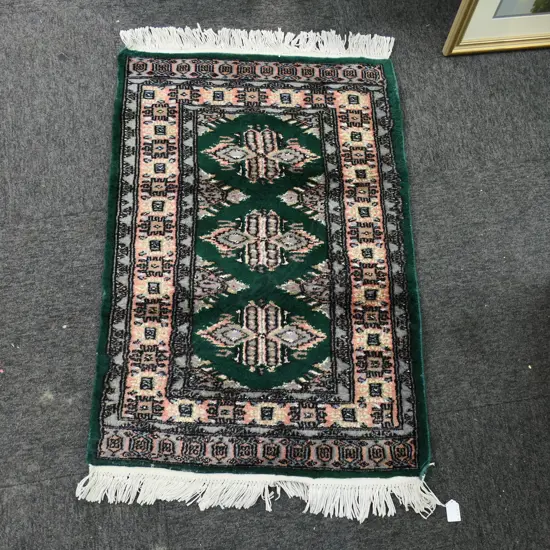 HAND KNOTTED WOOL PILE RUG (GREEN  & PINK TONED)  1020 X 630MM