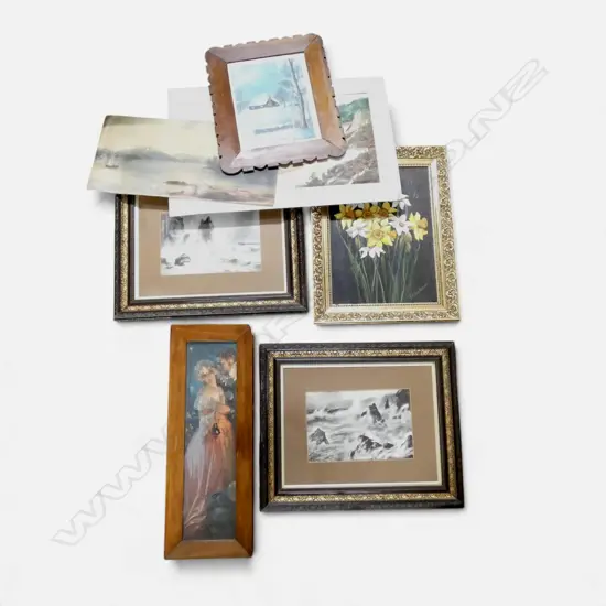 ASST. ARTWORKS (NOTE, PHOTO DOES NOT SHOW ALL ITEMS IN THE LOT)