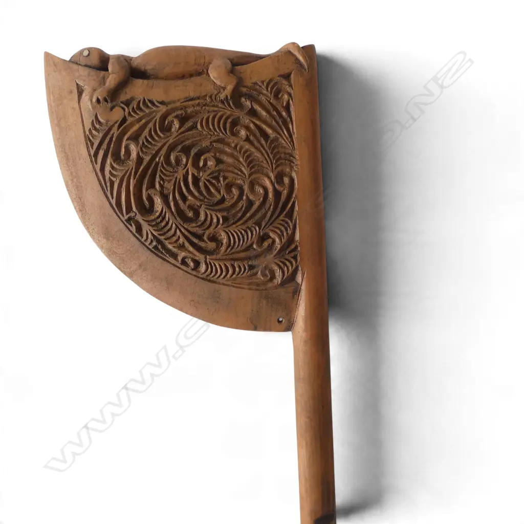 TEWHATEWHA, MAORI LONG-HANDLED WOODEN CLUB, 1980s L.1340mm Image 1++