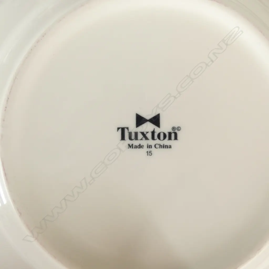 ASST. WHITE TUXTON 'H' DINNER CHINA, Dia.285mm Image 1++