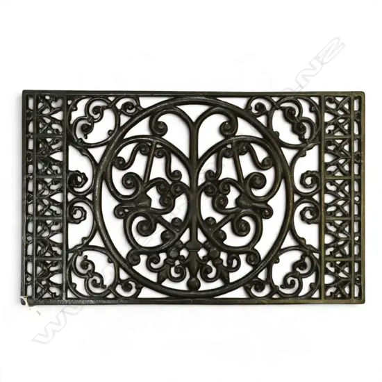 CAST IRON DOOR MAT 460x730mm