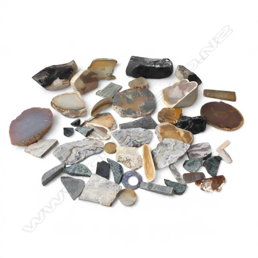 AGATE / GEODE SLICES ETC Image 1++