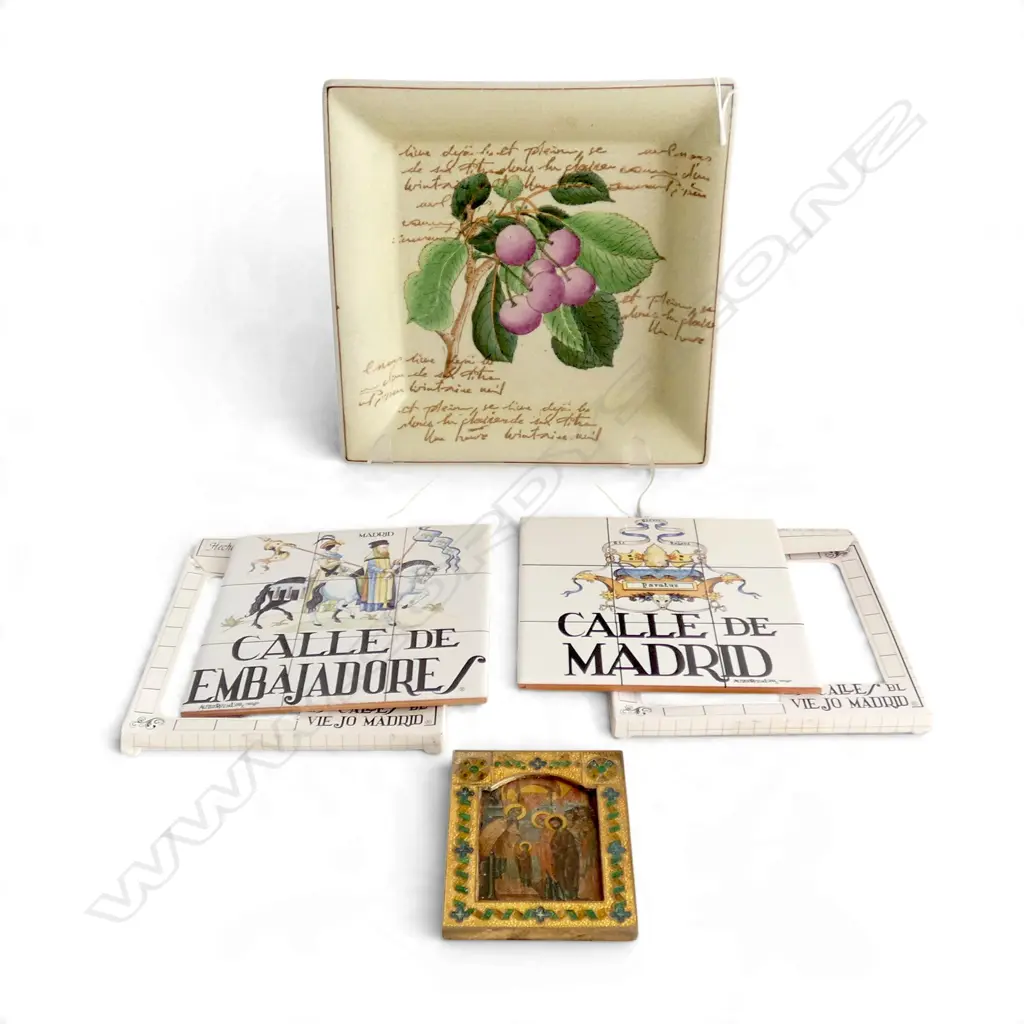 ASST ITEMS; DISH 225x220mm, RUSSIAN ICON PRINT, 2 SPANISH TILES Image 1++