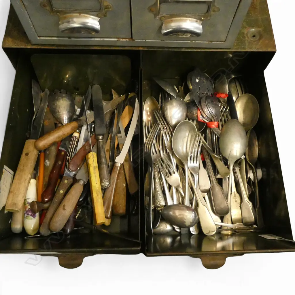 2 METAL FILE DRAWERS (1 w. CUTLERY W.430mm) Image 1++