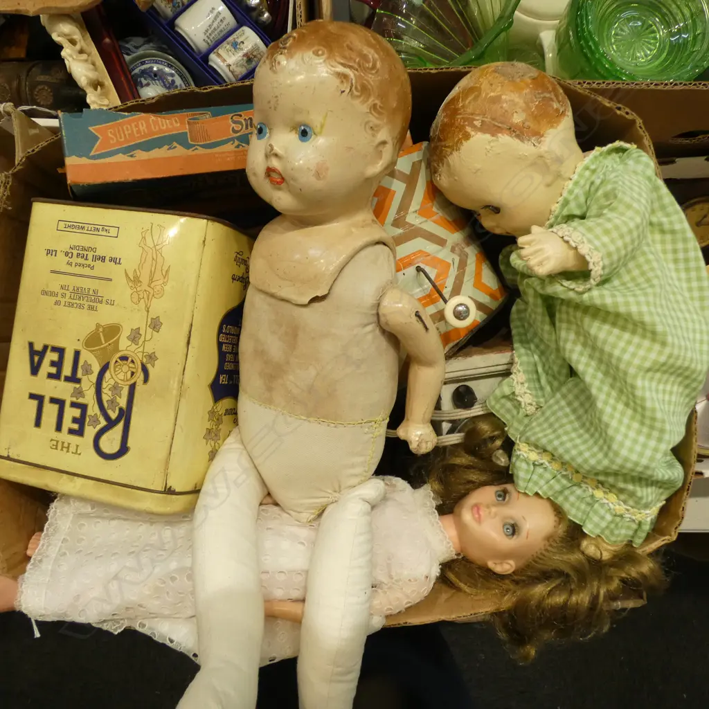 VINTAGE KITCHENWARE, DOLLS ETC Image 1++