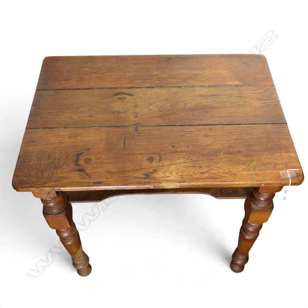 ANTIQUE OAK TABLE 820x840x790mm Image 1++