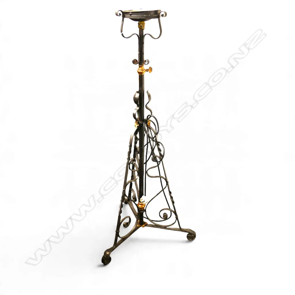 C.1900 ART NOUVEAU SCROLLING IRON & COPPER FITTED STANDING LAMP. ELECTRIFIED. H.1240mm Image 1++