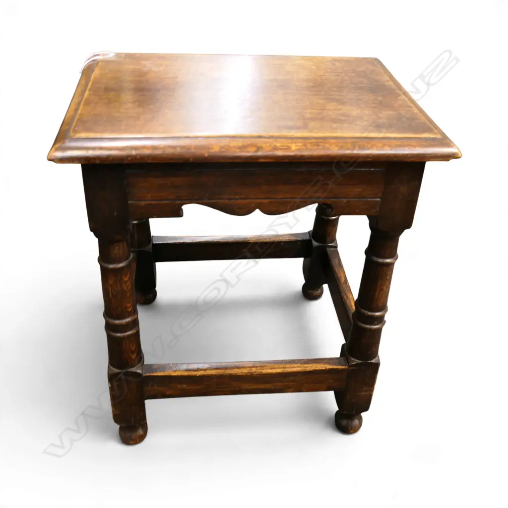 OAK JOINT STYLE STOOL 420x320x480mm Image 1++