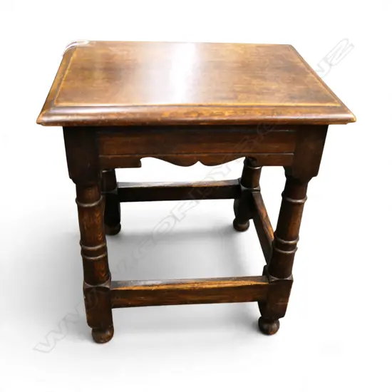 OAK JOINT STYLE STOOL 420x320x480mm