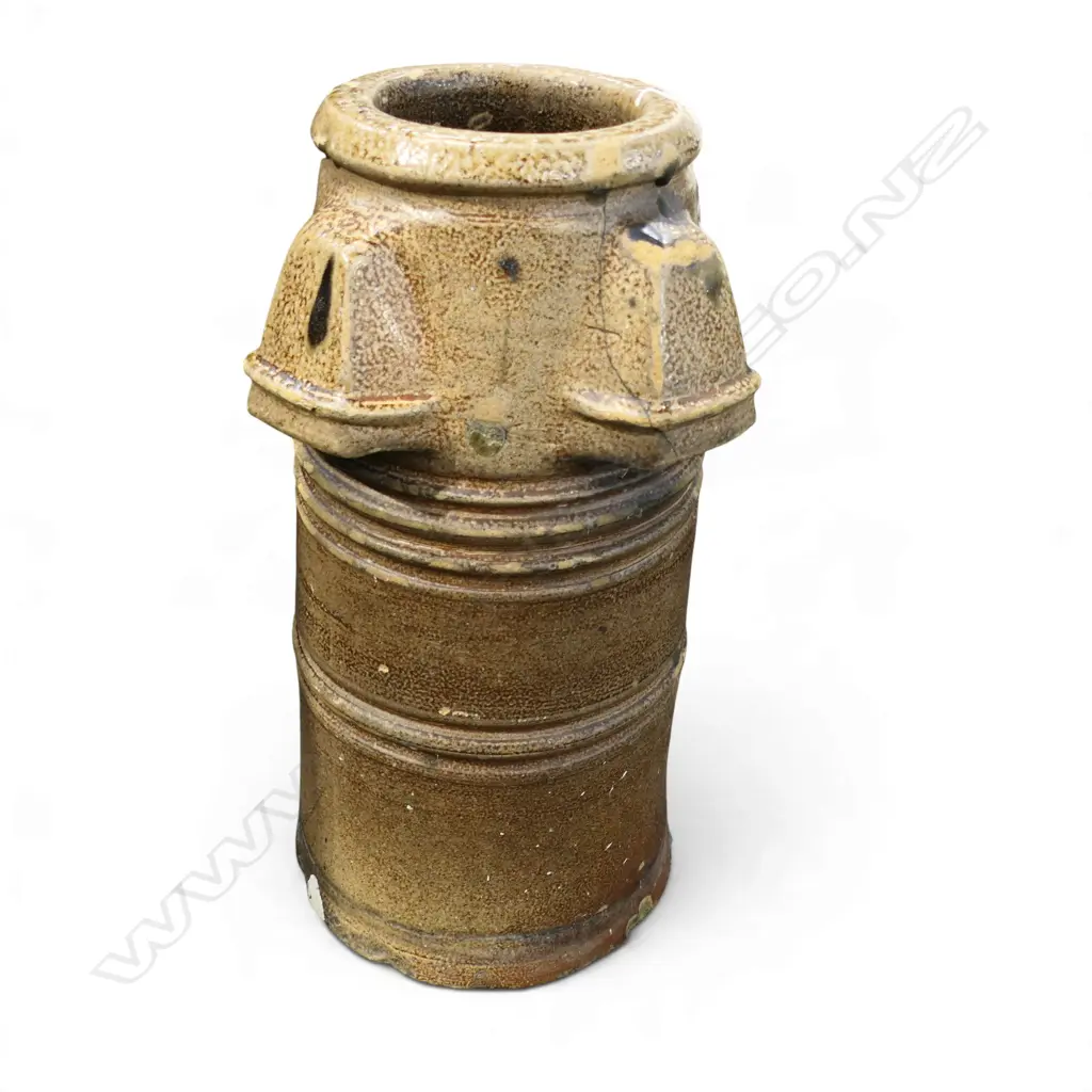ANTIQUE SALT GLAZED CHIMNEY POT H.625mm Image 1++