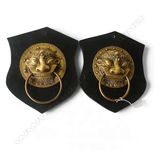 PR ORIENTAL BRASS DOOR KNOCKERS 140mm dia ON WOODEN SHIELD 290x235mm