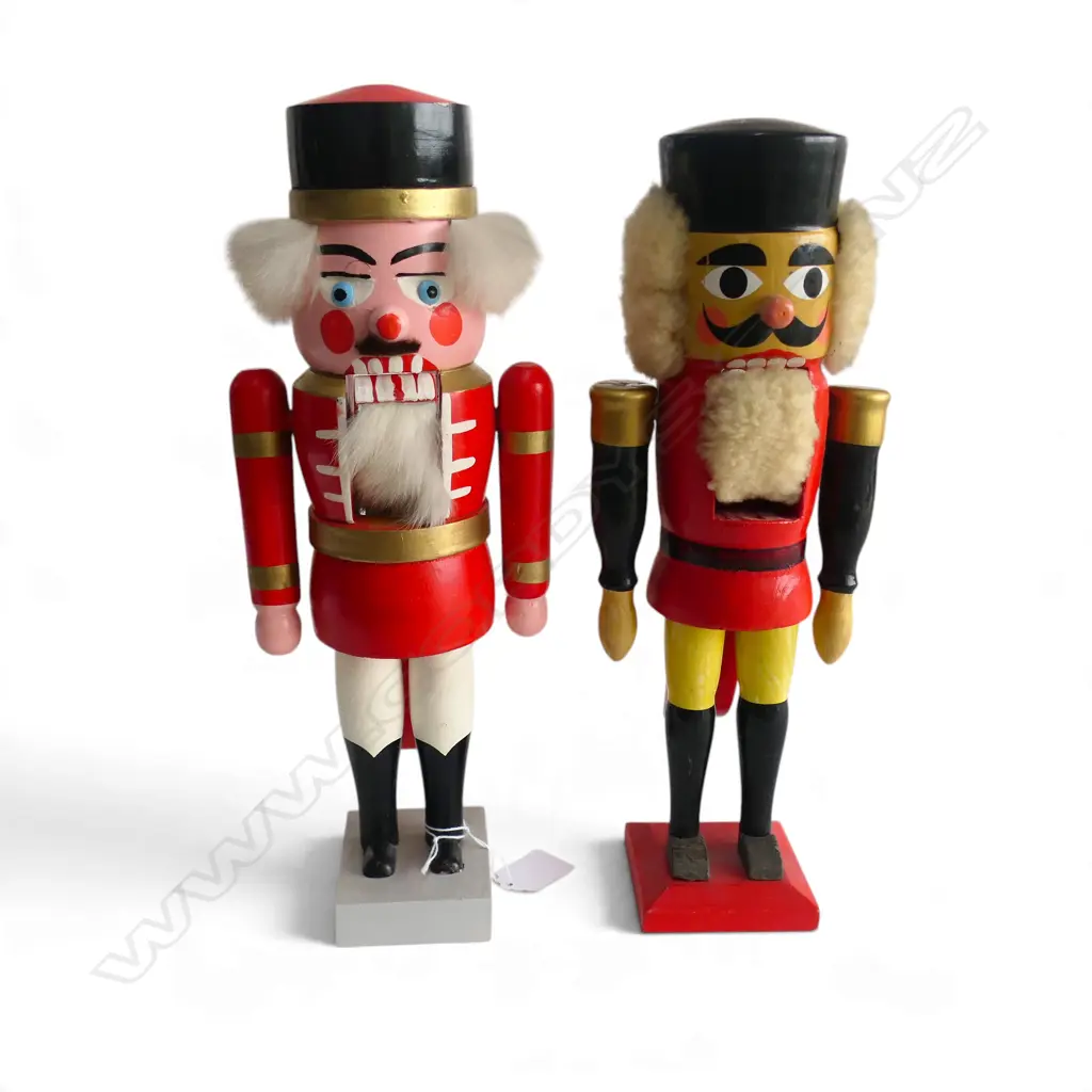 2 VINTAGE GERMAN NUT CRACKERS H.325mm Image 1++