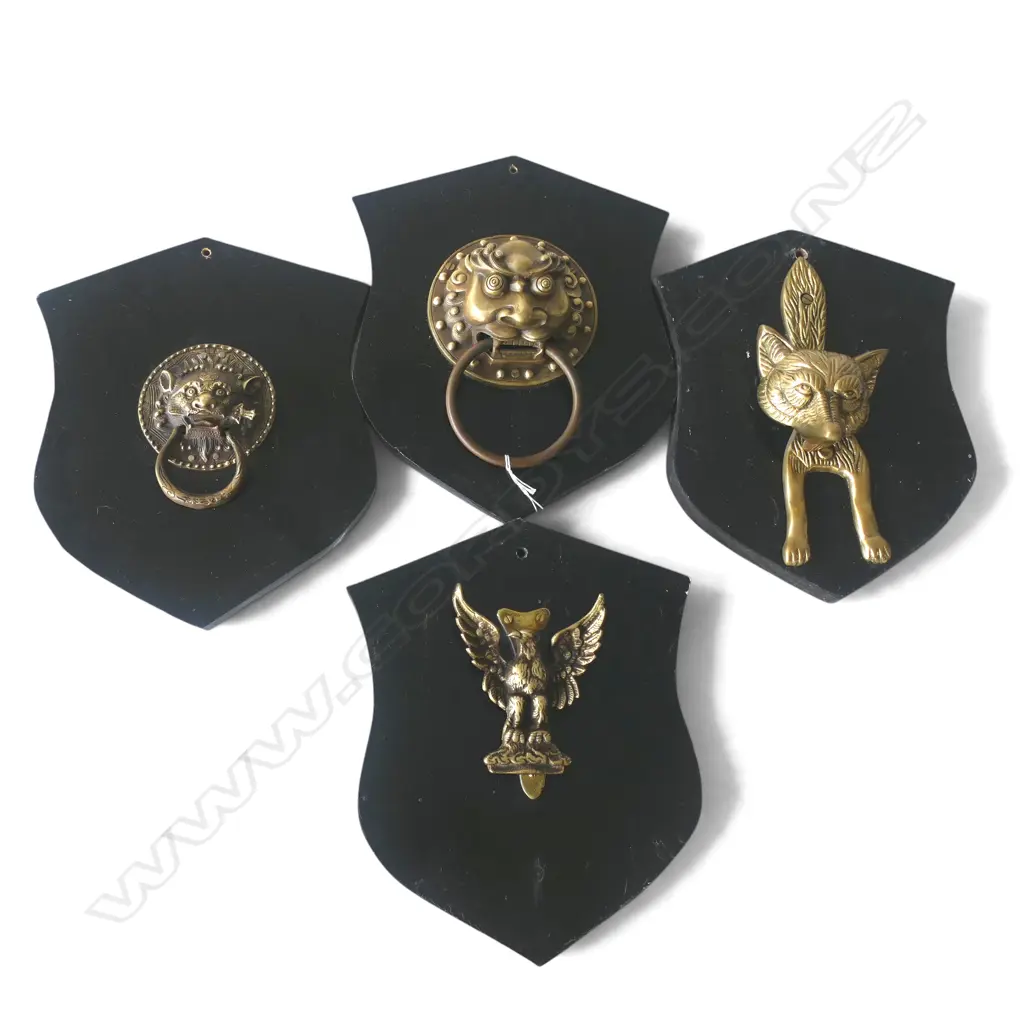 4 BRASS DOOR KNOCKERS ON WOODEN SHIELDS 290x235mm Image 1++