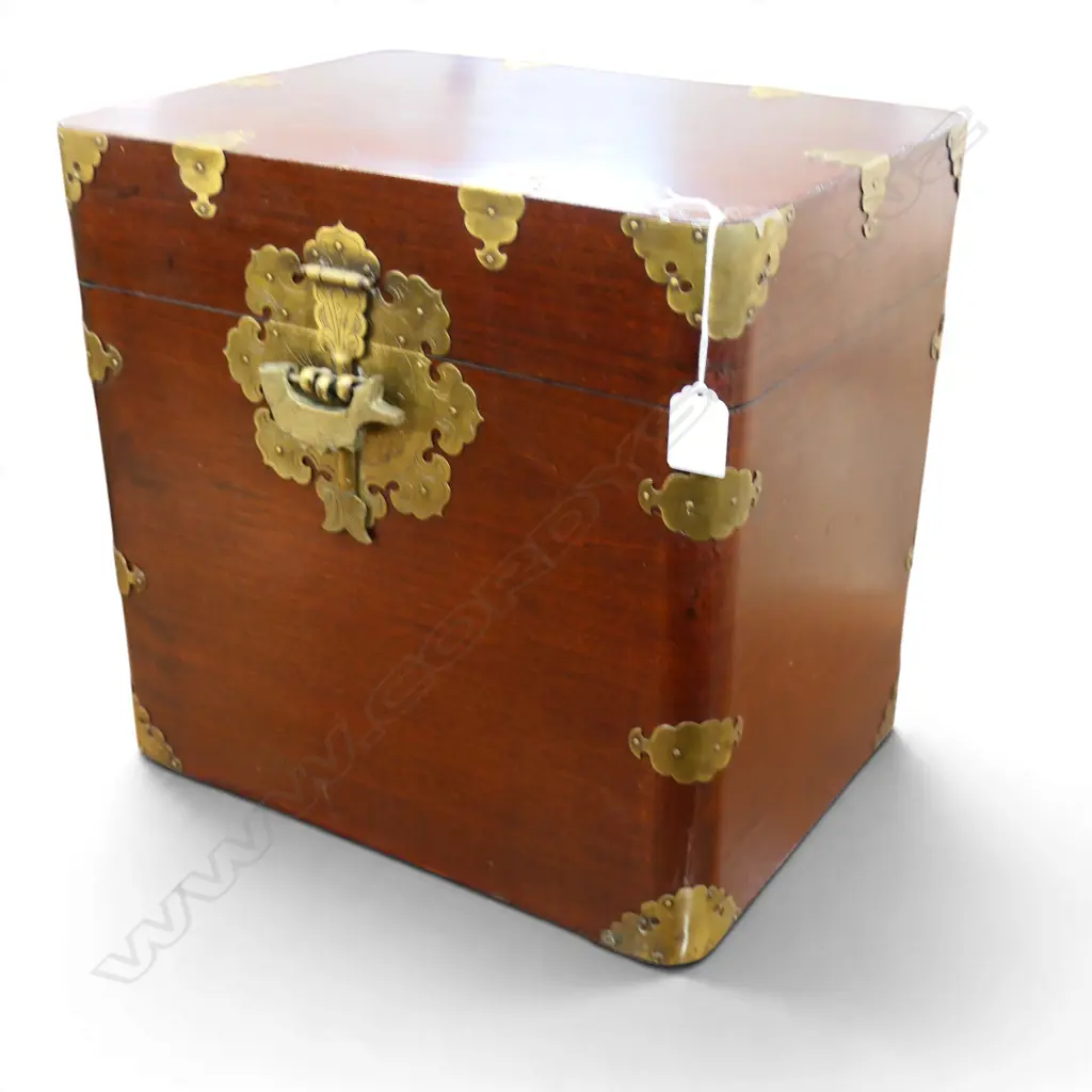 ORIENTAL MAHOGANY BOX 370x280x360mm Image 1++